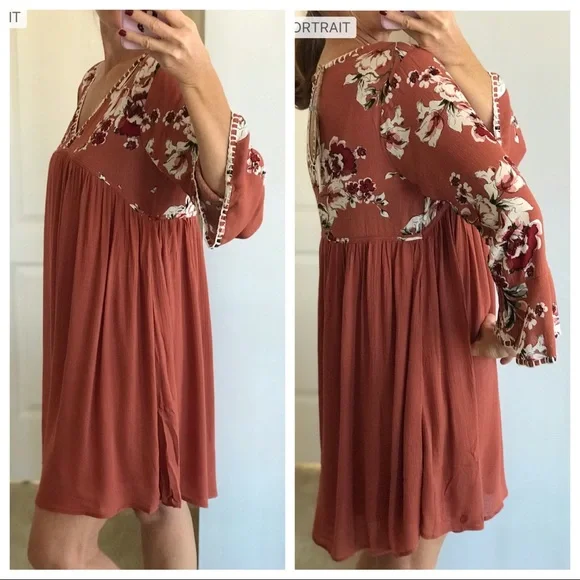 Floral V Neck Bell Sleeve Dress - Picture 3 of 5